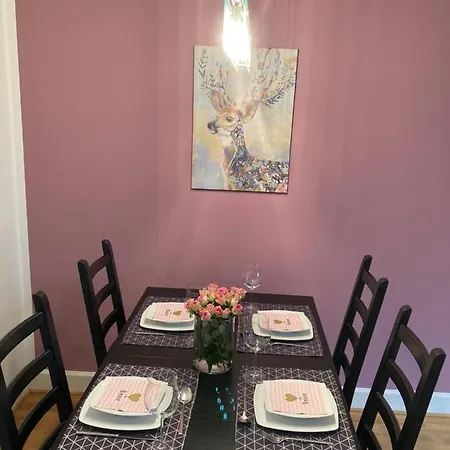 Apartamento Cafe & Knoesel *