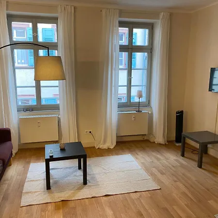 Apartamento Cafe & Knoesel *