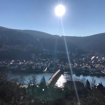 Апартаменты Cafe & Knoesel