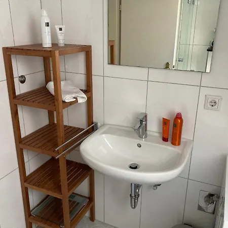 Апартаменты Cafe & Knoesel *