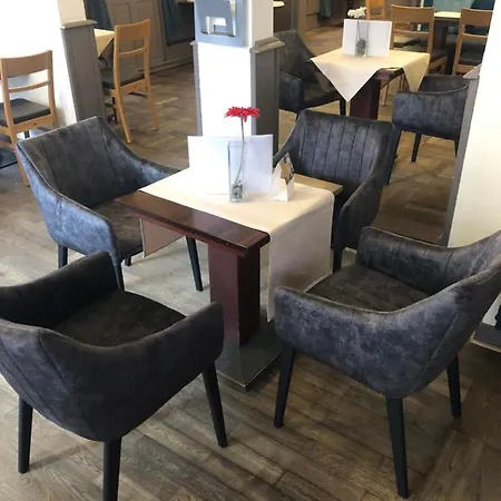 Cafe & Knoesel * Хайдельберг