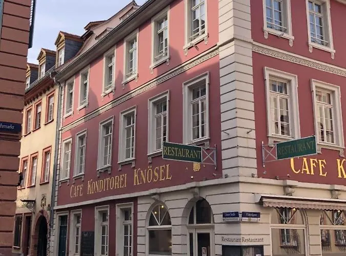 Cafe & Knoesel Apartment *