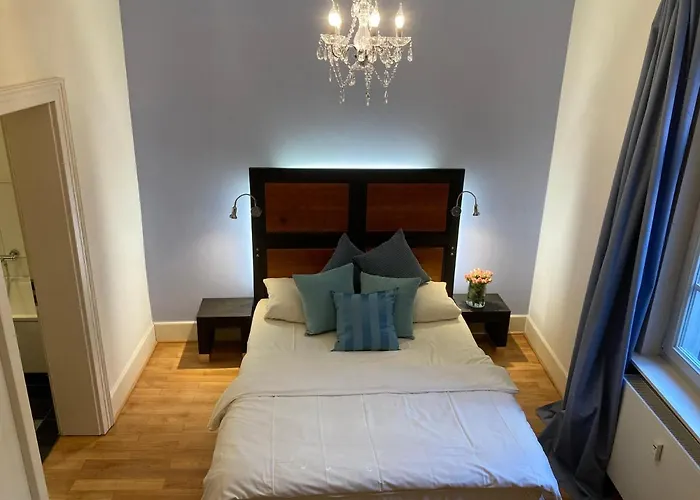 Apartment Cafe & Knoesel Heidelberg