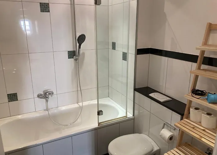 Apartment Cafe & Knoesel