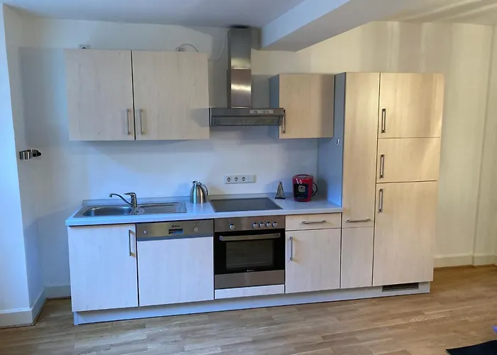 Apartment Cafe & Knoesel *