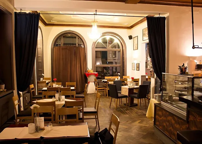 Apartment Cafe & Knoesel Heidelberg